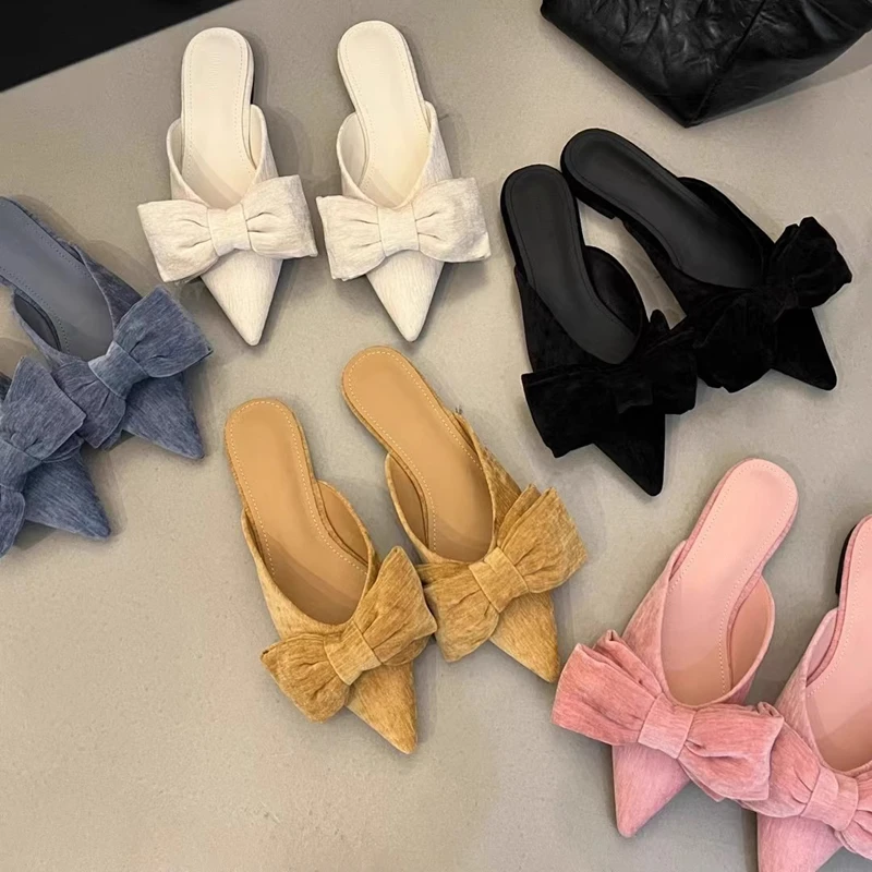 SUOJIALUN 2025 Spring New Brand Women Slipper Fashion Bow-knot Slip On Mules Shoes Flat Heel Outdoor Dress Slides Sandal Shoes
SUOJIALUN 2025 Spring New Brand Women Slipper Fashion Bow-knot Slip On Mules Shoes Flat Heel Outdoor Dress Slides Sandal Shoes