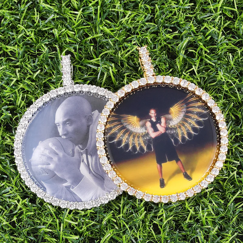 2pcs/Bag XL Large Hip Hop Jewelry Iced Out CZ Cubic Zirconia Medallions Round Customize Picture Pendant Sublimate Photo Necklace
2pcs/Bag XL Large Hip Hop Jewelry Iced Out CZ Cubic Zirconia Medallions Round Customize Picture Pendant Sublimate Photo Necklace