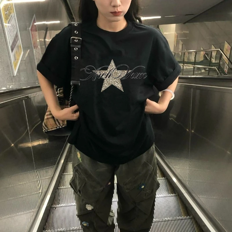 HOUZHOU Vintage Y2k Star Print T-shirt Women Harajuku Oversized Black T Shirt American Retro Casual Short Sleeve Tees Streetwear
HOUZHOU Vintage Y2k Star Print T-shirt Women Harajuku Oversized Black T Shirt American Retro Casual Short Sleeve Tees Streetwear