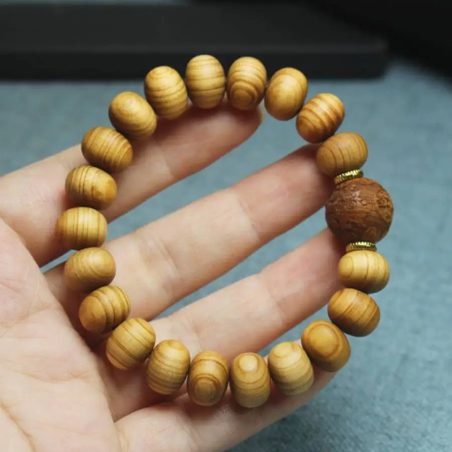 Handmade Cliff Cypress Leaflet beads bracelet,men's cuff button bracelet,Ramadan prayer bead,women's meditation,holiday gift
Handmade Cliff Cypress Leaflet beads bracelet,men's cuff button bracelet,Ramadan prayer bead,women's meditation,holiday gift