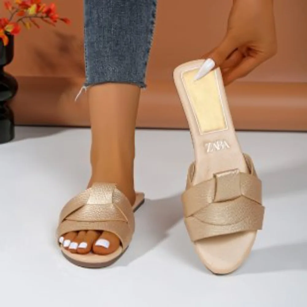 Flat Slippers Casual Shoes Woman 2025 Trend Luxury Summer Elegant Dresses Sandals Beach Designer House Round Toe Brand Bathroom
Flat Slippers Casual Shoes Woman 2025 Trend Luxury Summer Elegant Dresses Sandals Beach Designer House Round Toe Brand Bathroom