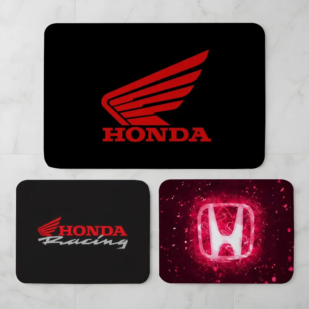 H-HONDAES Motorcycle Logo Floor Mat Cozy Flannel Soft Thick Non-Slip Mat For Living Room Bedroom Kitchen Decor Rugs
H-HONDAES Motorcycle Logo Floor Mat Cozy Flannel Soft Thick Non-Slip Mat For Living Room Bedroom Kitchen Decor Rugs