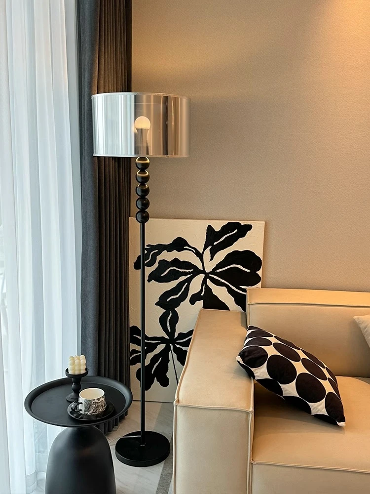 Bauhaus retro floor lamp Italian minimalist designer high-end sample room living room study decoration bedroom light
Bauhaus retro floor lamp Italian minimalist designer high-end sample room living room study decoration bedroom light