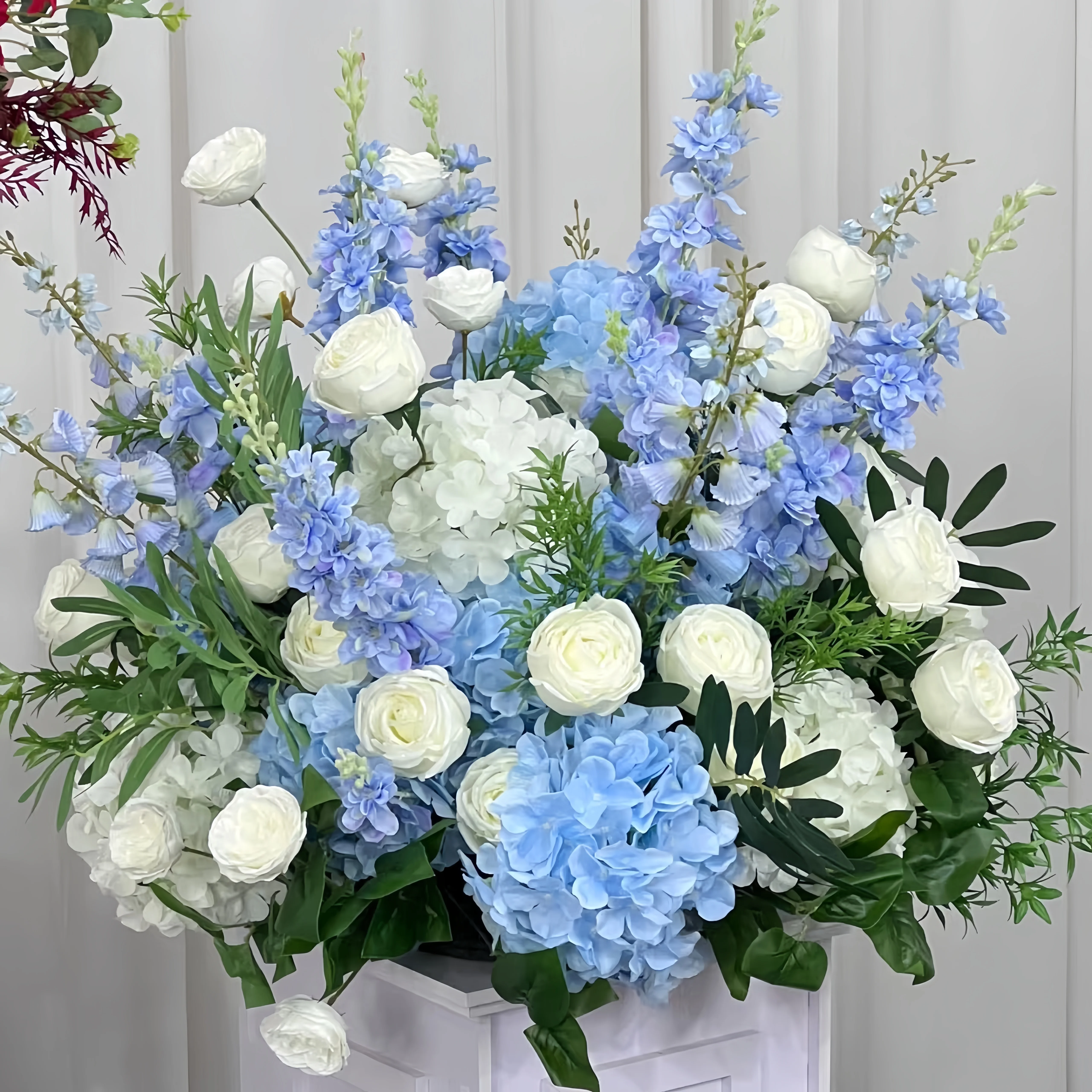 30/50/60/70CM Luxury Blue White Artificial Rose Delphinium Large Flower Ball Wedding Decor Table Centerpieces Event Display Prop
30/50/60/70CM Luxury Blue White Artificial Rose Delphinium Large Flower Ball Wedding Decor Table Centerpieces Event Display Prop