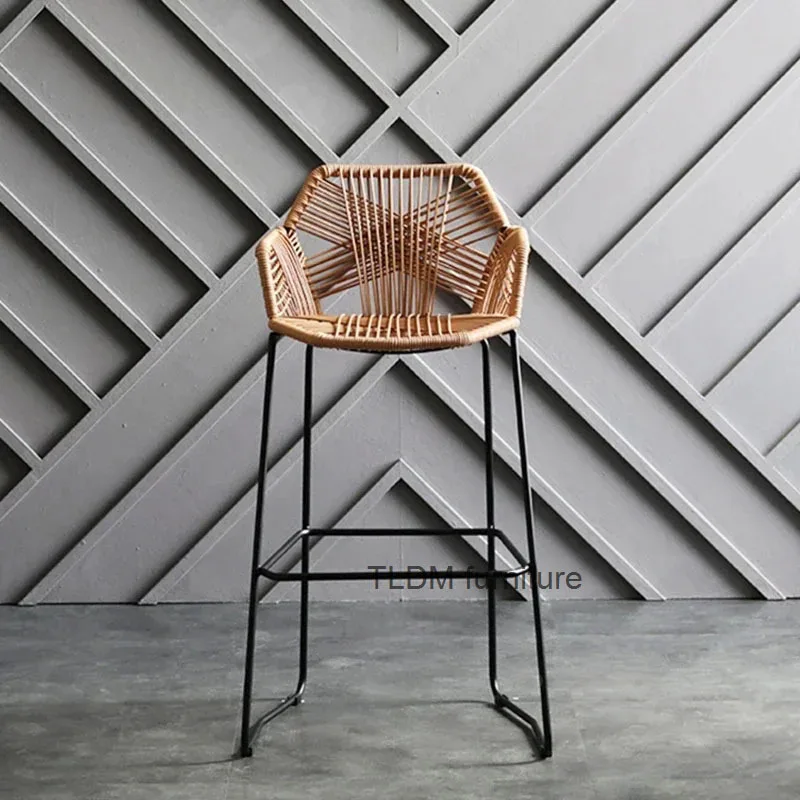 Modern Wrought Iron Bar Chairs High Stools for Kitchen Nordic Bar Furniture PP Rattan Back Home Cafe Outdoor Restaurant Armchair
Modern Wrought Iron Bar Chairs High Stools for Kitchen Nordic Bar Furniture PP Rattan Back Home Cafe Outdoor Restaurant Armchair