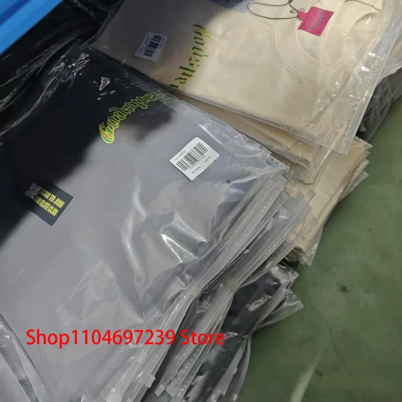 Classic Letter Logo Print Top Tee GOD SPEED Round Neck Short Sleeve American High Street Men Women Fashion Godspeed T-shirt
Classic Letter Logo Print Top Tee GOD SPEED Round Neck Short Sleeve American High Street Men Women Fashion Godspeed T-shirt