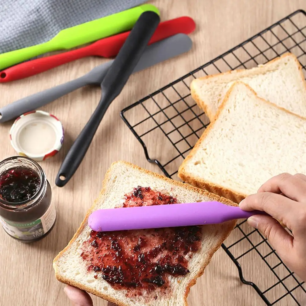 Silicone Jar Spatula Heat-Resistant Jam Spreader Cake Cream Butter Scraper Kitchen Baking Scraper for Jams Butter Frosting
Silicone Jar Spatula Heat-Resistant Jam Spreader Cake Cream Butter Scraper Kitchen Baking Scraper for Jams Butter Frosting