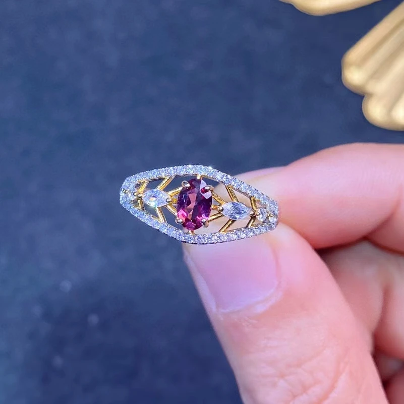 Женское кольцо с гранатом, винтажное ювелирное изделие из серебра 925 пробы, 4 Х6 мм
Женское кольцо с гранатом, винтажное ювелирное изделие из серебра 925 пробы, 4 Х6 мм