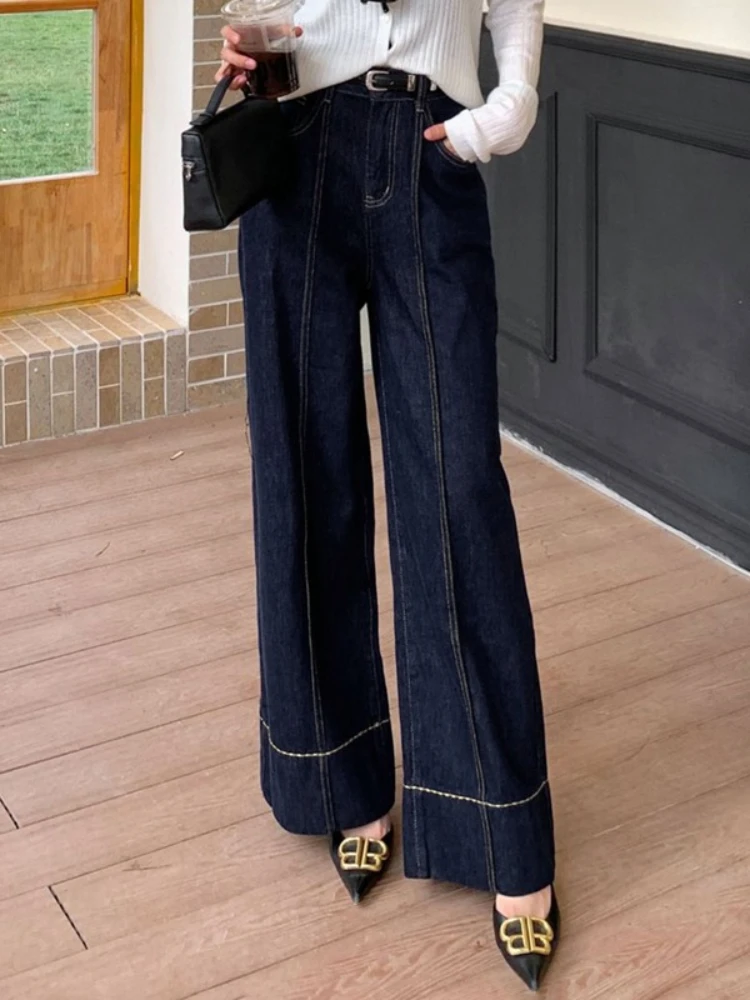 2026 Women Dark Blue High Waist Wide Leg Jeans Contrast Stitching Pocketed Retro Denim Pants Casual Outfits Women's Pants
2026 Women Dark Blue High Waist Wide Leg Jeans Contrast Stitching Pocketed Retro Denim Pants Casual Outfits Women's Pants