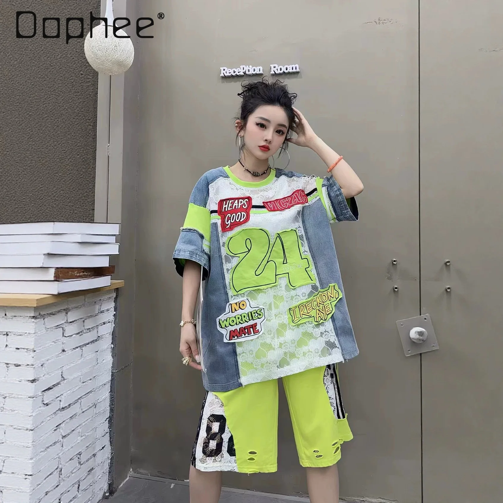 European Trend Short-sleeved Tee Women's 2026 Summer New Fashion Lace Splicing Digital 24 Sticker Embroidered Loose Top
European Trend Short-sleeved Tee Women's 2026 Summer New Fashion Lace Splicing Digital 24 Sticker Embroidered Loose Top