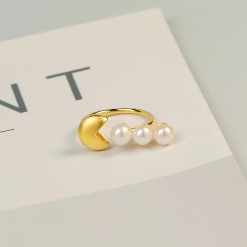 Real 925 Sterling Silver New Funny Game Eat Pearl Adjustable Rings for Women Engagement Dating High Quality Fine Jewelry
Real 925 Sterling Silver New Funny Game Eat Pearl Adjustable Rings for Women Engagement Dating High Quality Fine Jewelry