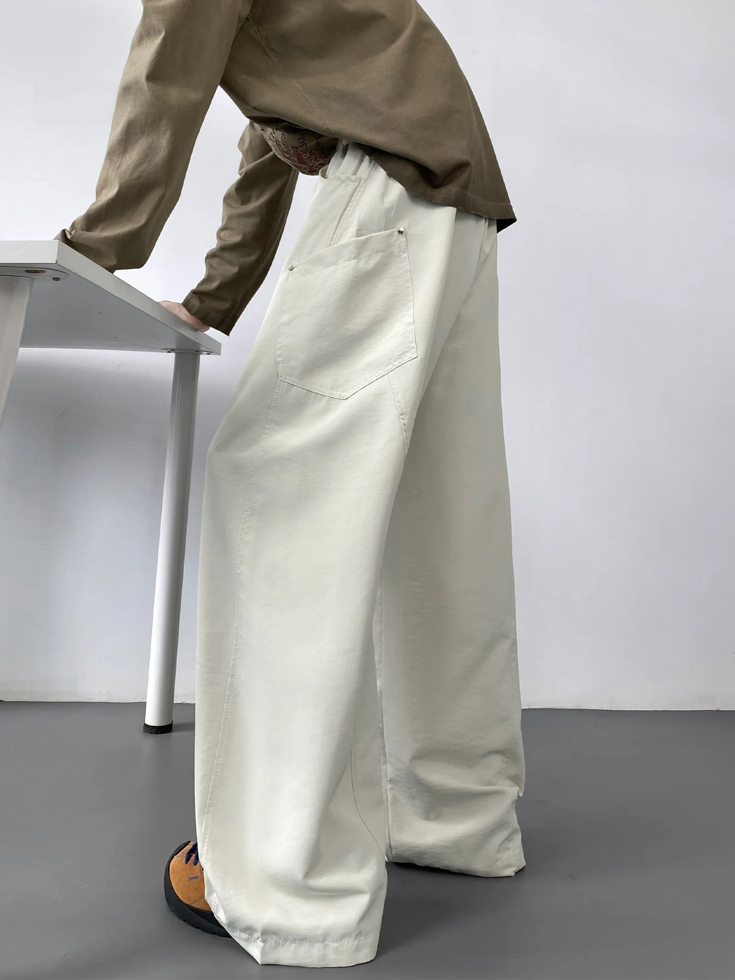 Qui Dry Ice Silk Мужские летние тонкие спортивные повседневные широкие брюки для спецодежды Knife ket Свободный крой Прямые брюки Faionab...
Qui Dry Ice Silk Мужские летние тонкие спортивные повседневные широкие брюки для спецодежды Knife ket Свободный крой Прямые брюки Faionab...