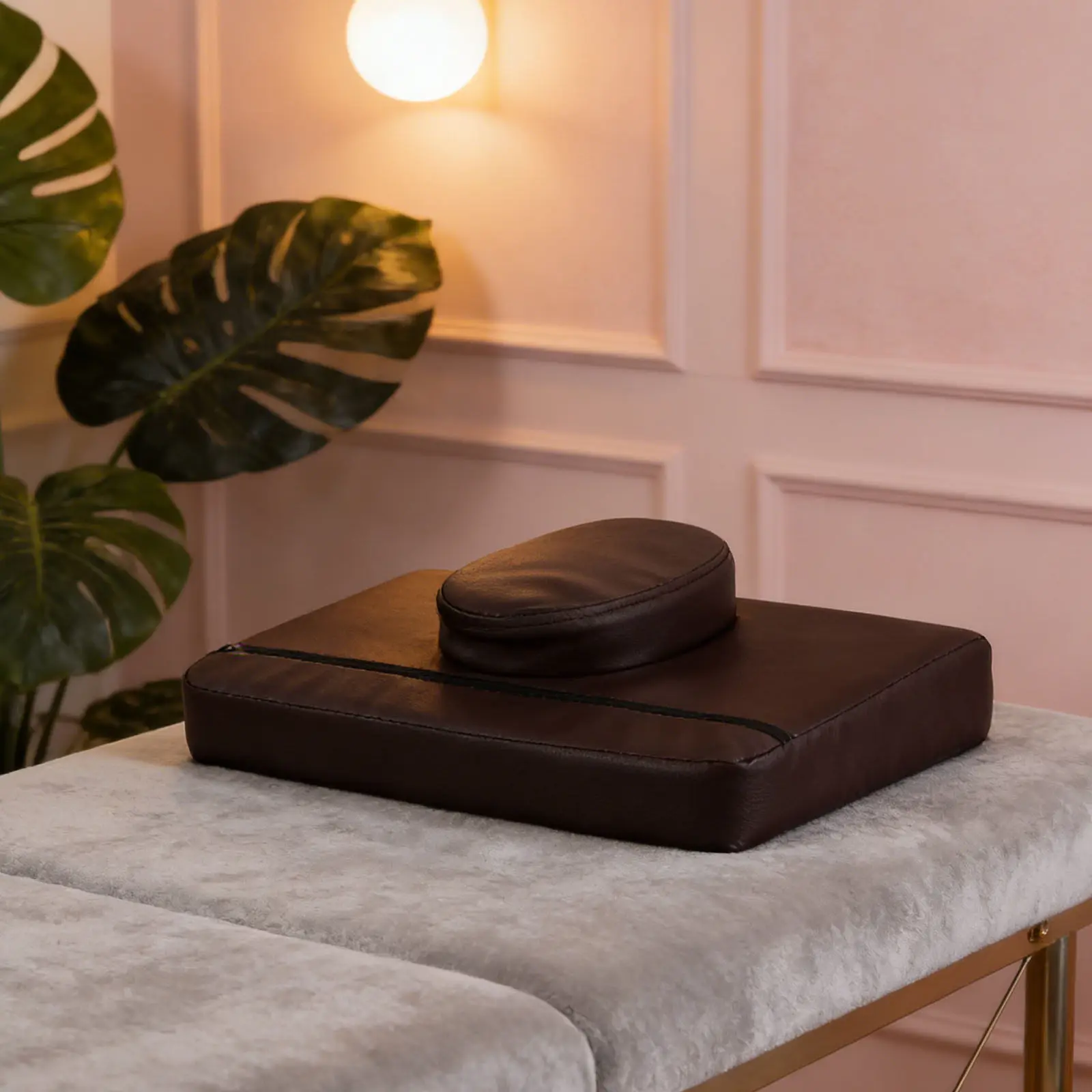 Подушка-подголовник для массажного стола, коричневая, эргономичная, для лица и шеи, для спа-процедур и ухода за кожей
Подушка-подголовник для массажного стола, коричневая, эргономичная, для лица и шеи, для спа-процедур и ухода за кожей