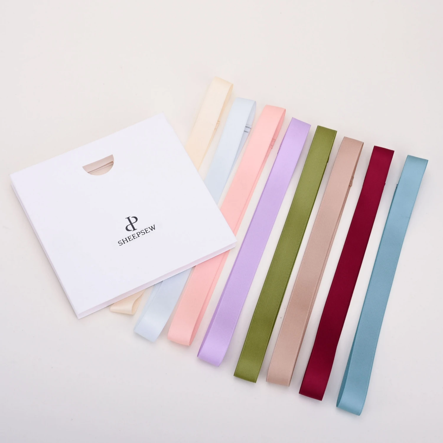 20pcs New Arrival Pink Style Magnetic Box Custom Logo Drawer Box Pink Microfiber Envelop Jewelry Pouch Set Gift Paper Bag Packag
20pcs New Arrival Pink Style Magnetic Box Custom Logo Drawer Box Pink Microfiber Envelop Jewelry Pouch Set Gift Paper Bag Packag