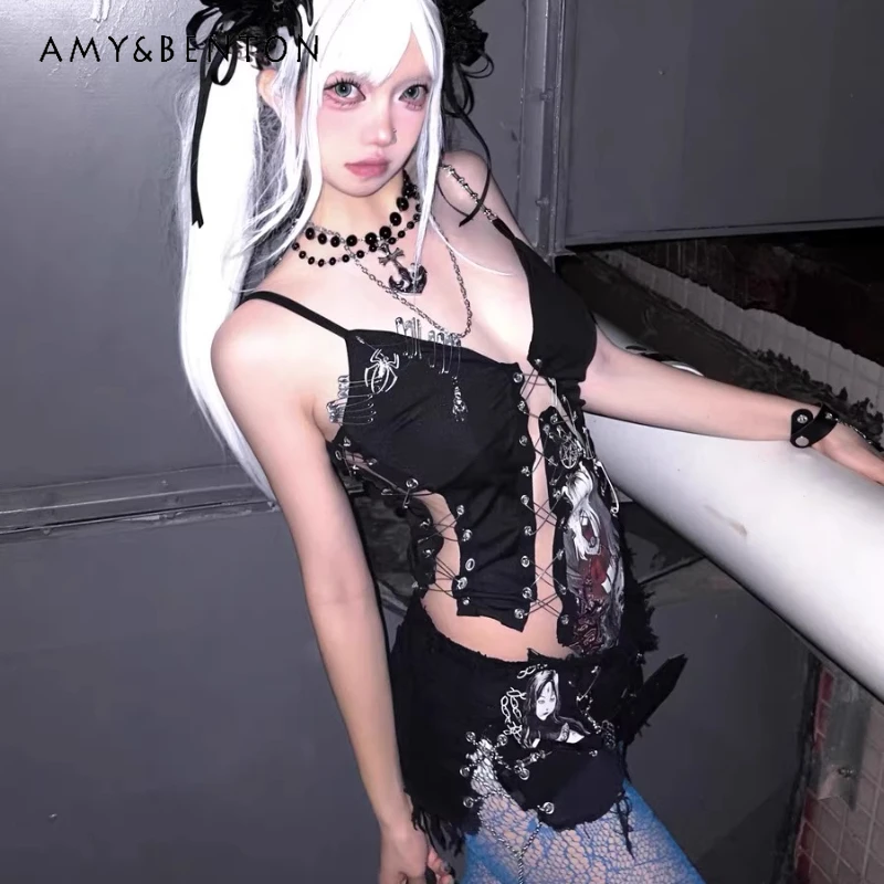 Original Dark Goth Sweet Cool V-neck Women's Onesie 2025 Summer New 2D Cartoon Animation Super Shorts Hot Girls Sexy Suit Ladies
Original Dark Goth Sweet Cool V-neck Women's Onesie 2025 Summer New 2D Cartoon Animation Super Shorts Hot Girls Sexy Suit Ladies