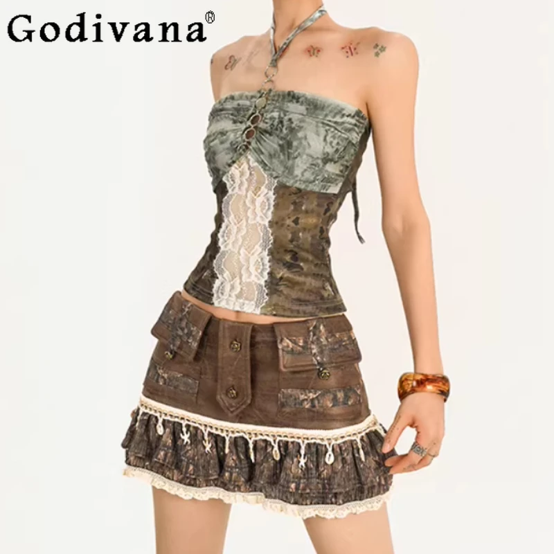 Spring Summer New Sexy Strapless Neck Lace Splicing American Retro Vest Women Slim Personalized Lace-up Slashed Neck Street Top
Spring Summer New Sexy Strapless Neck Lace Splicing American Retro Vest Women Slim Personalized Lace-up Slashed Neck Street Top