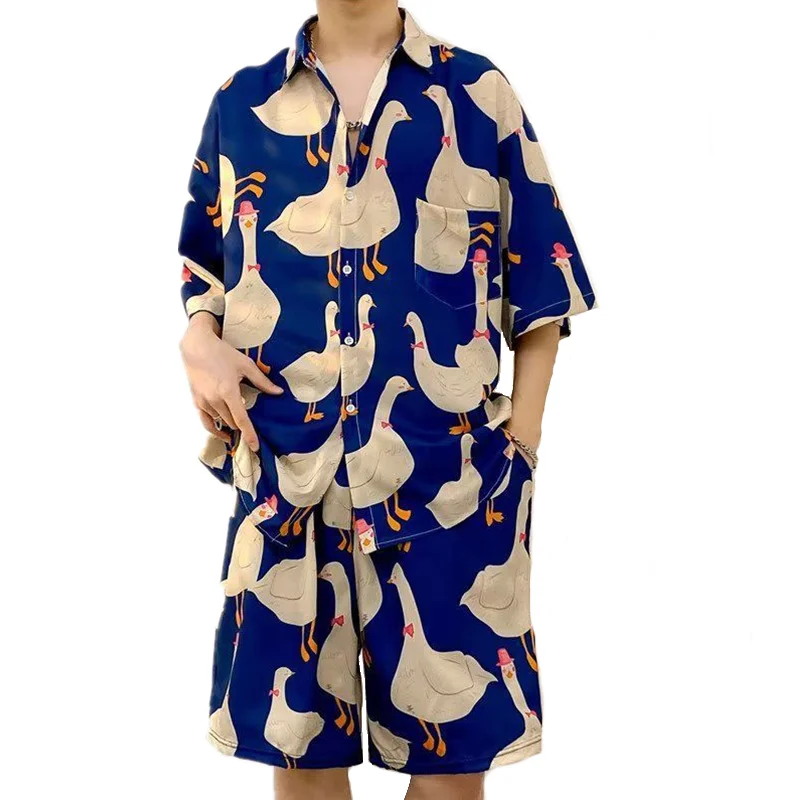Summer New Men Daily Cartoon Goose Print Short Sleeve Shirt Set Street Fashion Shorts Suit Two-piece Teen Casual Loose Tracksuit
Summer New Men Daily Cartoon Goose Print Short Sleeve Shirt Set Street Fashion Shorts Suit Two-piece Teen Casual Loose Tracksuit
