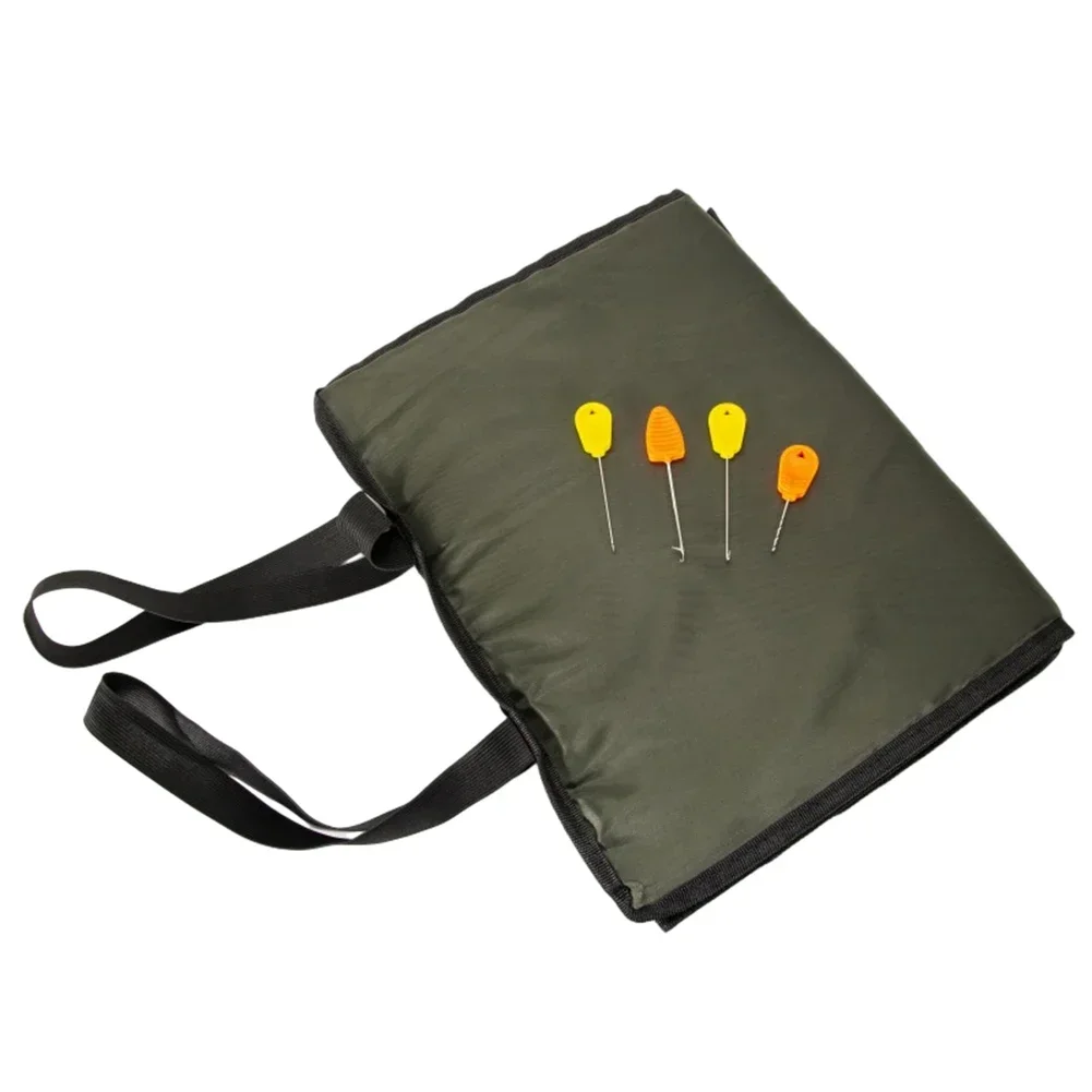 Fishing Fishing Mat Unhooking Mat Tool Foldable Unhooking Landing Fishing Mat Mat with Baiting Baiting Needle Fishing Equipment
Fishing Fishing Mat Unhooking Mat Tool Foldable Unhooking Landing Fishing Mat Mat with Baiting Baiting Needle Fishing Equipment