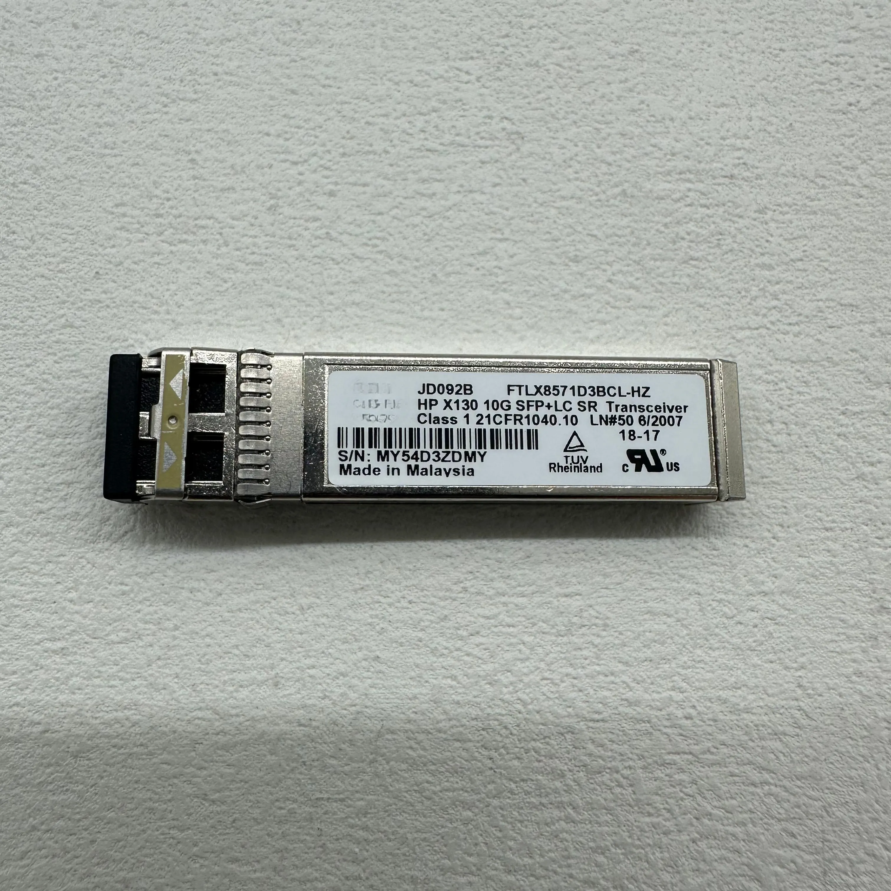 JD092B X130 10GBASE-SR SFP+ 850nm 300m LC MMF Transceiver Module
JD092B X130 10GBASE-SR SFP+ 850nm 300m LC MMF Transceiver Module
