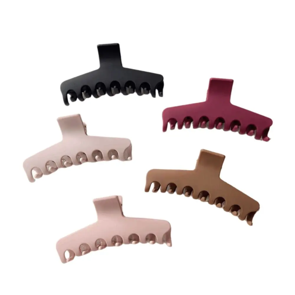 Fashion Non-Slip Woman Claw Clips Soft Silicone Elastic Plastic Hair Claw Headwear Solid Color Cozy Shark Clip Daily Use
Fashion Non-Slip Woman Claw Clips Soft Silicone Elastic Plastic Hair Claw Headwear Solid Color Cozy Shark Clip Daily Use