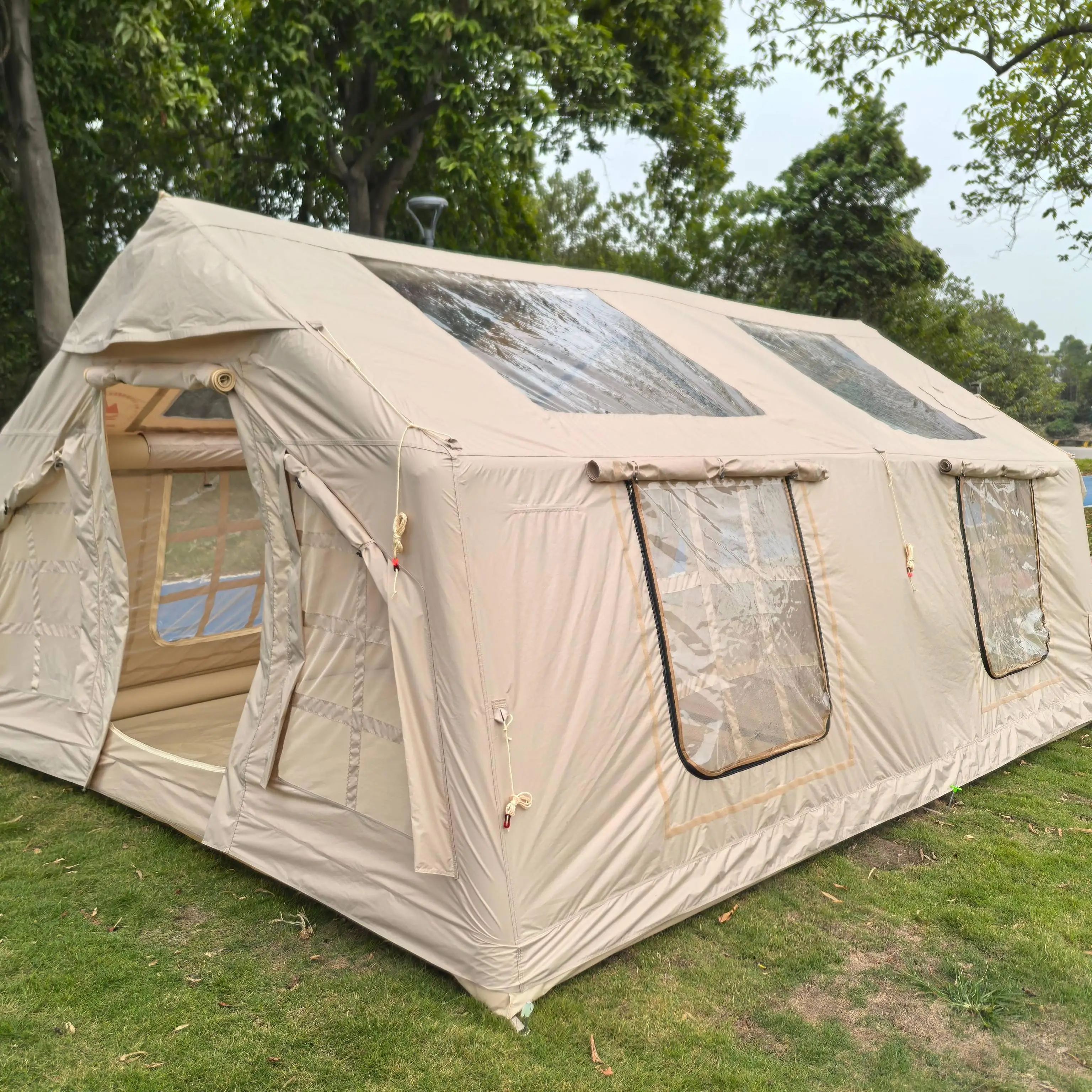 Large Automatic Four Season Family Inflatable Tent with Air Pump for Glamping Activity and Camping Event
Large Automatic Four Season Family Inflatable Tent with Air Pump for Glamping Activity and Camping Event