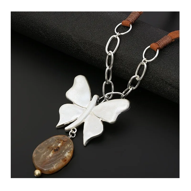 Sweater Chain Long Special for New Necklaces Women's Fashion Versatile Butterfly Natural Stone High-end Pendant
Sweater Chain Long Special for New Necklaces Women's Fashion Versatile Butterfly Natural Stone High-end Pendant