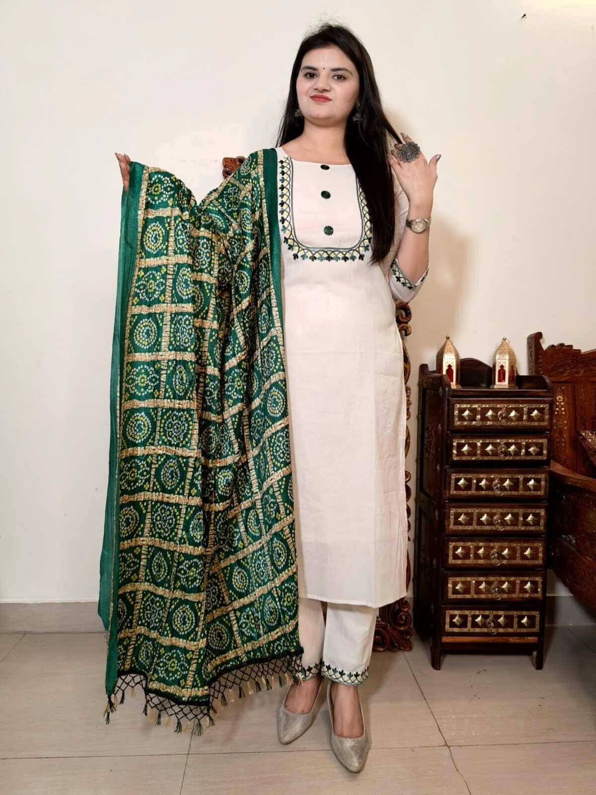Cotton Printed Work Kurti Pant Dupatta Set Women Indian Handmade Designers Dress
Cotton Printed Work Kurti Pant Dupatta Set Women Indian Handmade Designers Dress