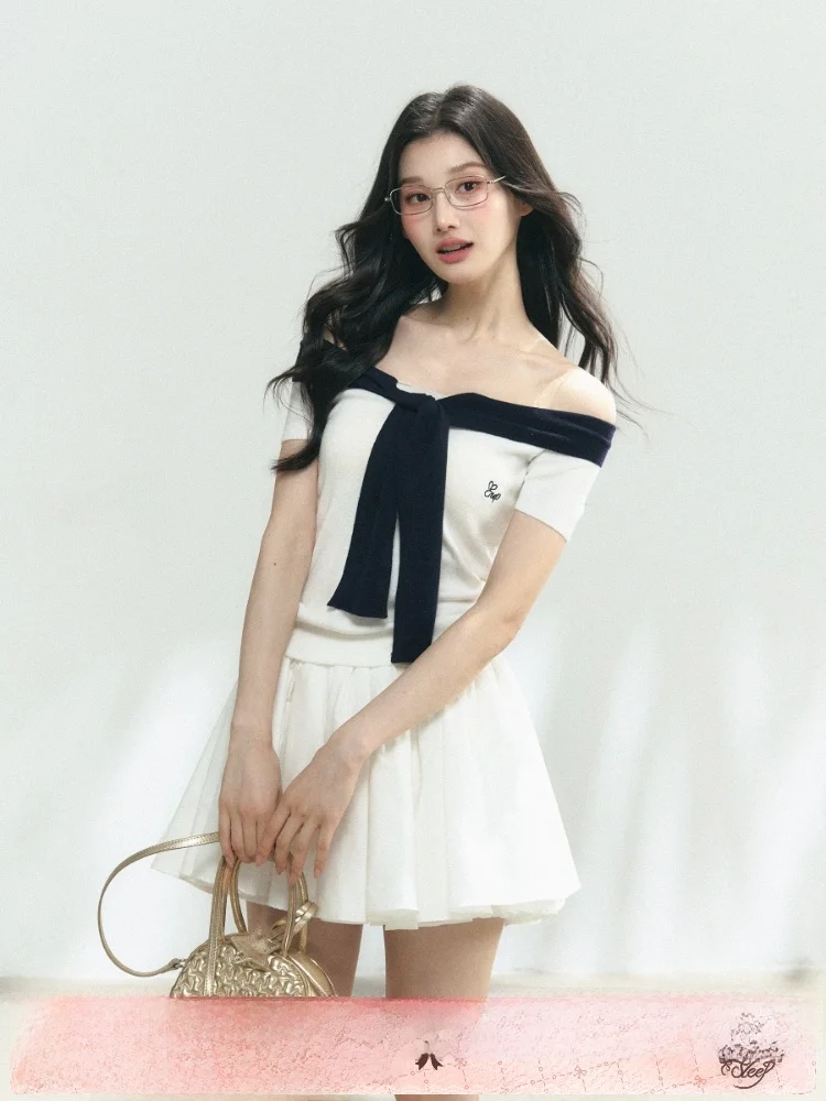 ELEVEN SP Naval Sle Fake Two-Piece oulder Bared Top ort Sve White T-irt Women Summer Faion Commute Korean Version
ELEVEN SP Naval Sle Fake Two-Piece oulder Bared Top ort Sve White T-irt Women Summer Faion Commute Korean Version