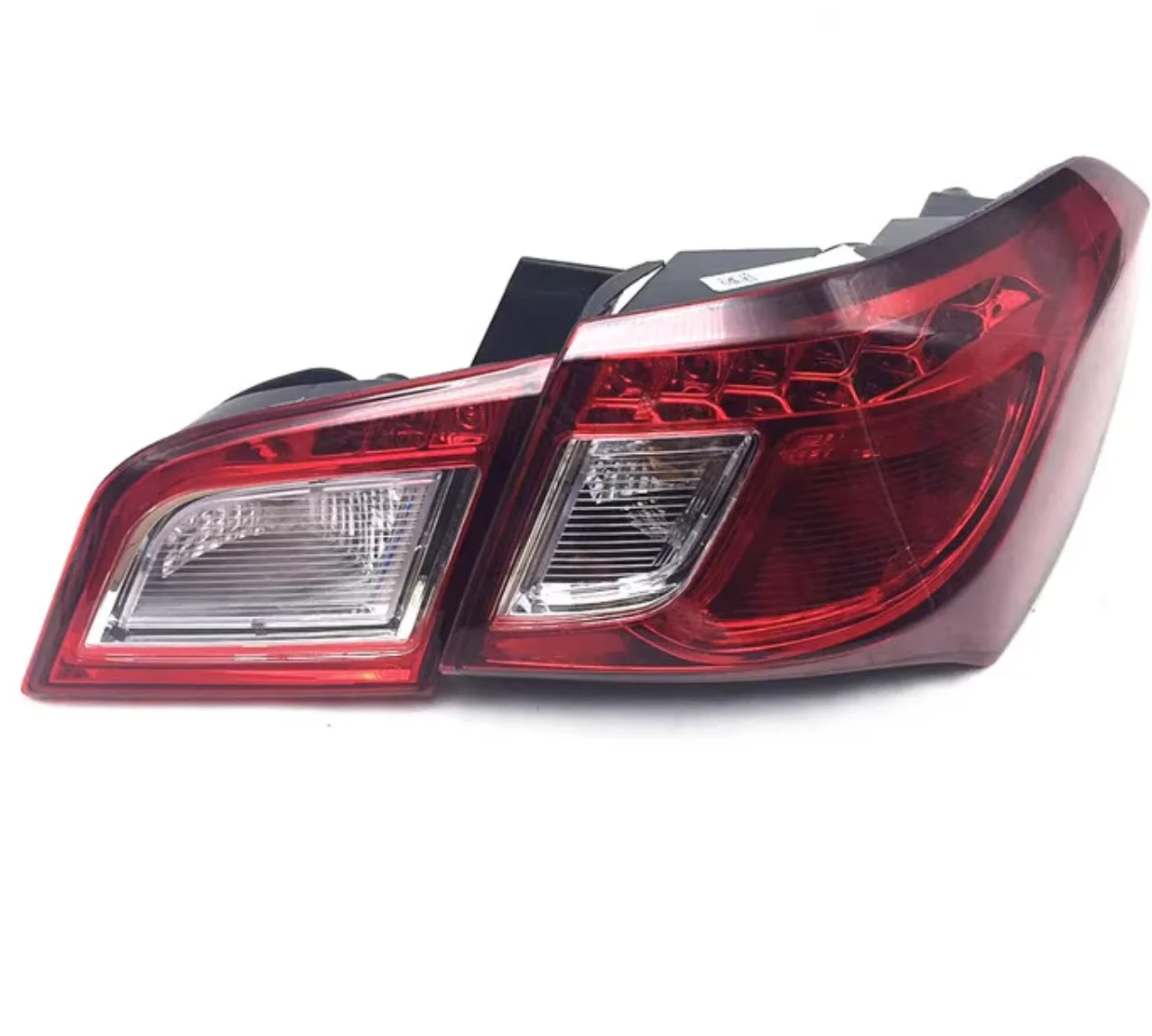 Задний фонарь в сборе для Changan Alsvin V5 2012-2015
Задний фонарь в сборе для Changan Alsvin V5 2012-2015