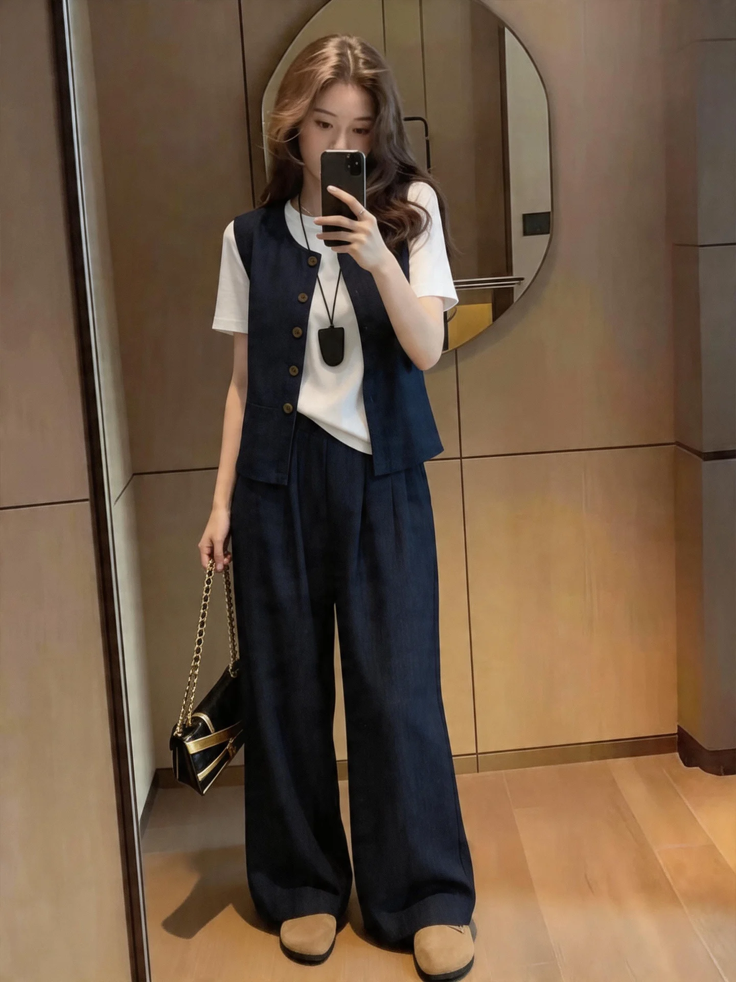 plus Size Summer Fashion Slimming Three-Piece Set Women's High Waist Wide Leg Pants Tank Top Casual Wear Lightweight Short Sl...
plus Size Summer Fashion Slimming Three-Piece Set Women's High Waist Wide Leg Pants Tank Top Casual Wear Lightweight Short Sl...
