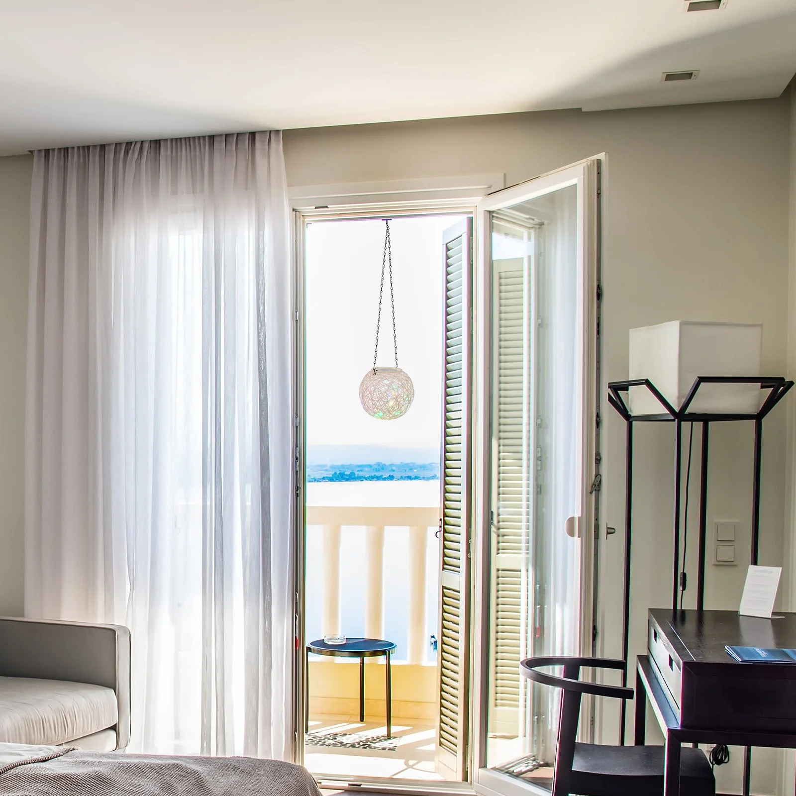 Rattan Ball Light Colorful Globe Pendant Durable Plastic Electronic Components Iron Chain Hanging Lamp for Living Room Garden
Rattan Ball Light Colorful Globe Pendant Durable Plastic Electronic Components Iron Chain Hanging Lamp for Living Room Garden