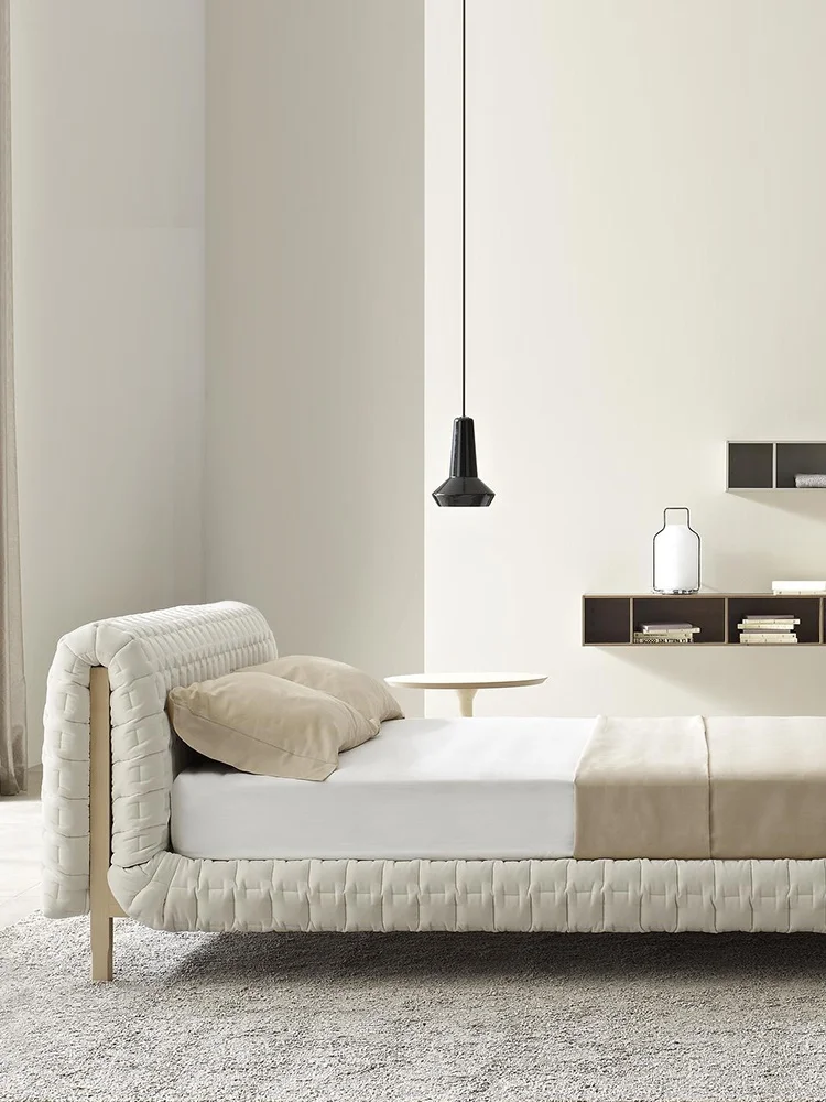 Space fabric bed 1.8m soft bag master bedroom wedding bed double bed Italian minimalist soft bed designer furniture
Space fabric bed 1.8m soft bag master bedroom wedding bed double bed Italian minimalist soft bed designer furniture