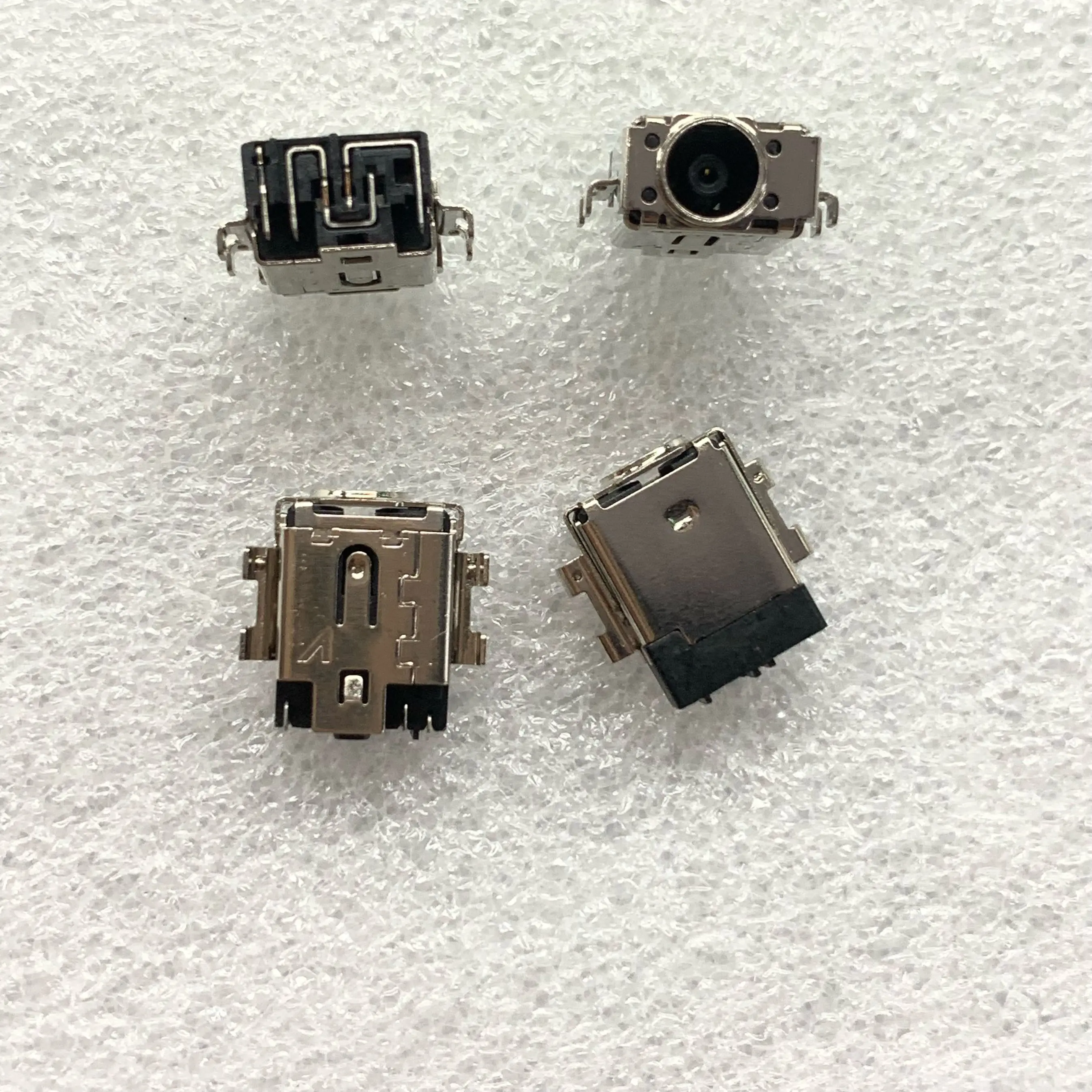 Applicable to for Asus UX534FA UX534F UX534FN UX534FT power interface charging port DC head
Applicable to for Asus UX534FA UX534F UX534FN UX534FT power interface charging port DC head