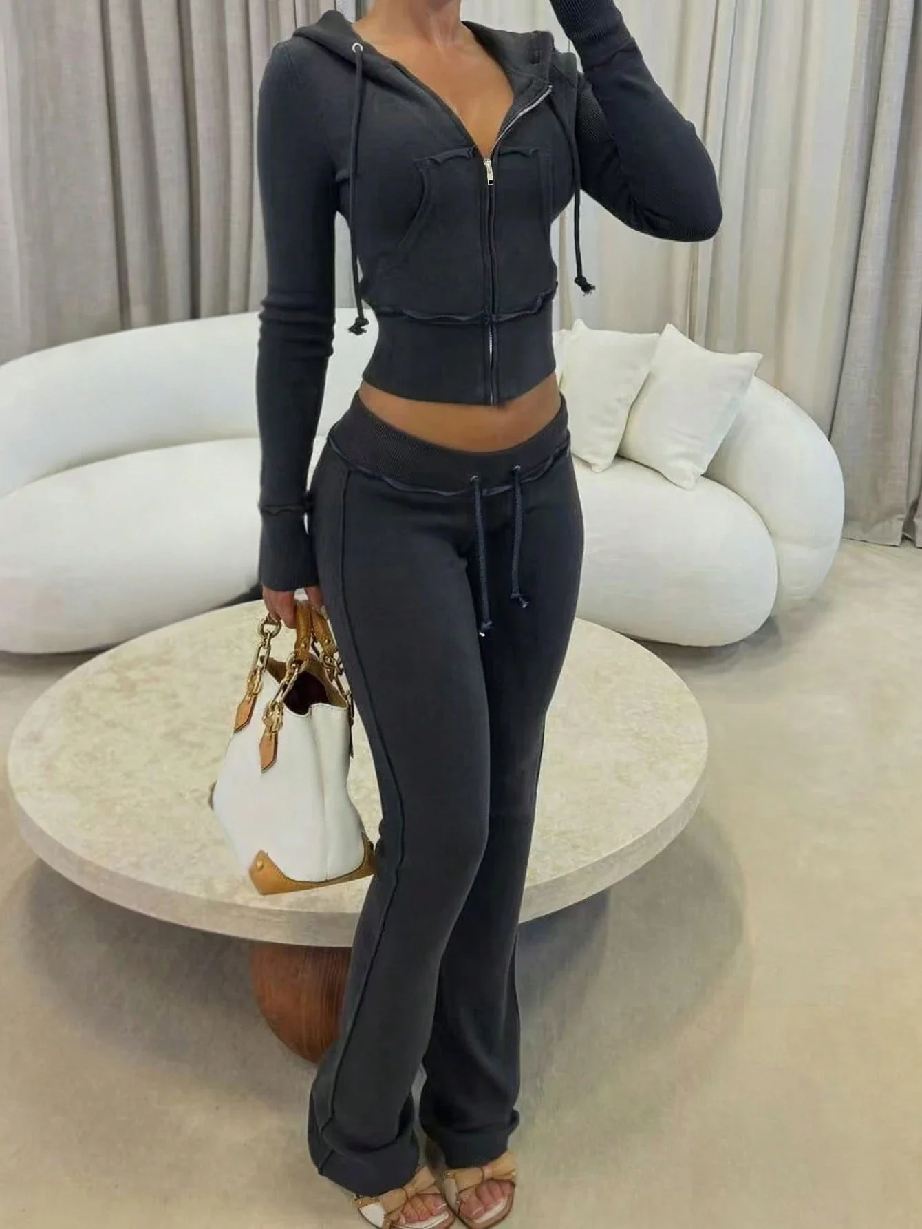 Women's Zipper Hoodie Crop Top And Flared Pants Set Solid Color Casual
Women's Zipper Hoodie Crop Top And Flared Pants Set Solid Color Casual