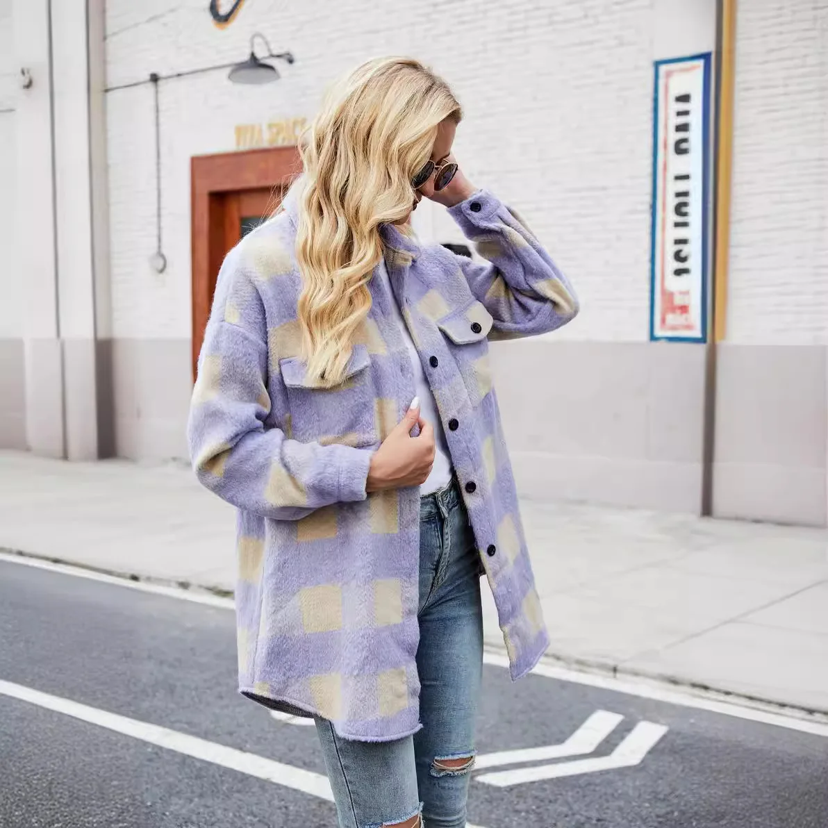 Women Jacket Plaid Blends Turn Down Collar Wool Single Breasted Coats Spliced Loose Fit Casual Long Sleeve Outerwear Autumn
Women Jacket Plaid Blends Turn Down Collar Wool Single Breasted Coats Spliced Loose Fit Casual Long Sleeve Outerwear Autumn