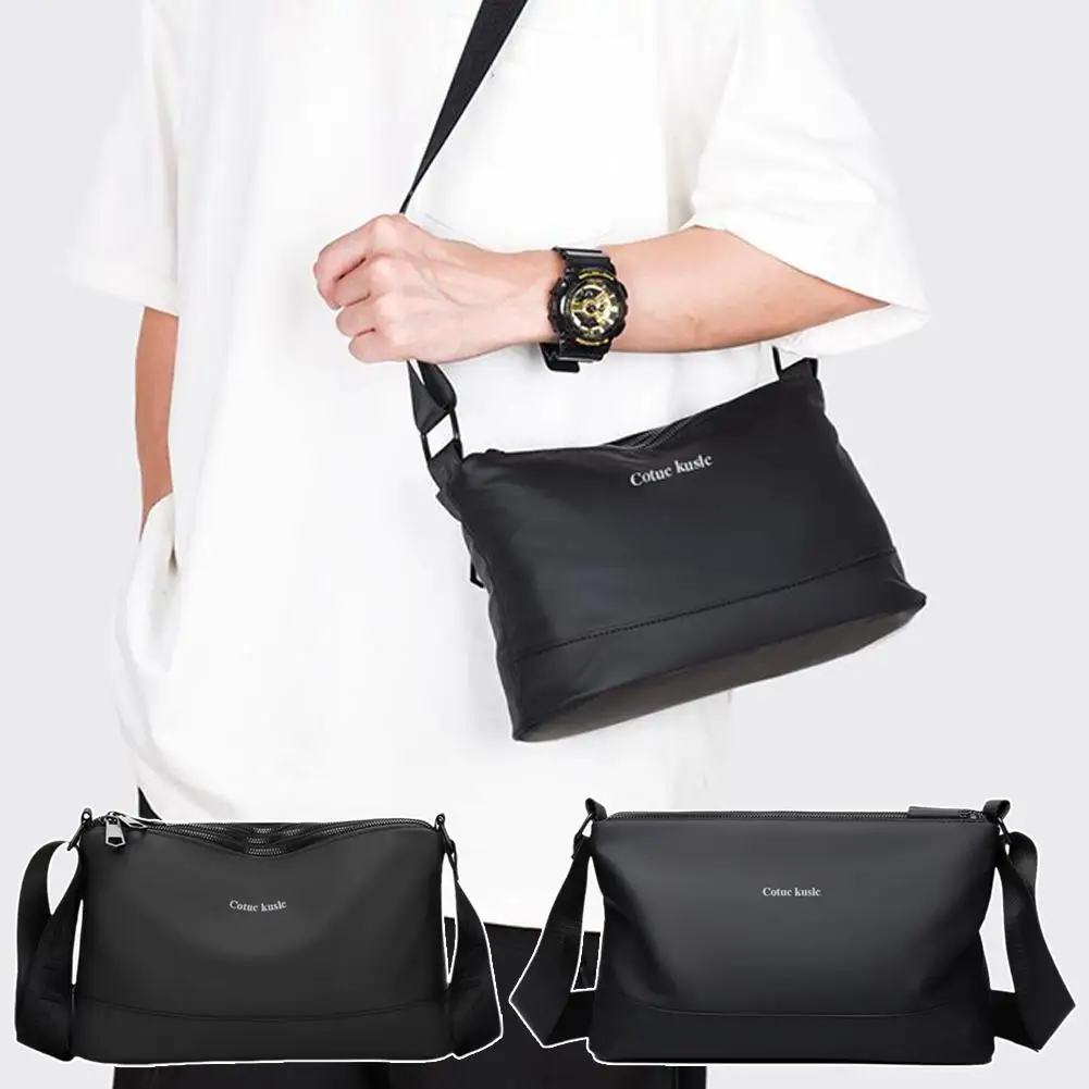 Men's Shoulder Messenger Bag Large Capaci Versatile Fashion Casual Crossbody Bag Bag Sense New Men's Waterproof Attendance C3O1
Men's Shoulder Messenger Bag Large Capaci Versatile Fashion Casual Crossbody Bag Bag Sense New Men's Waterproof Attendance C3O1