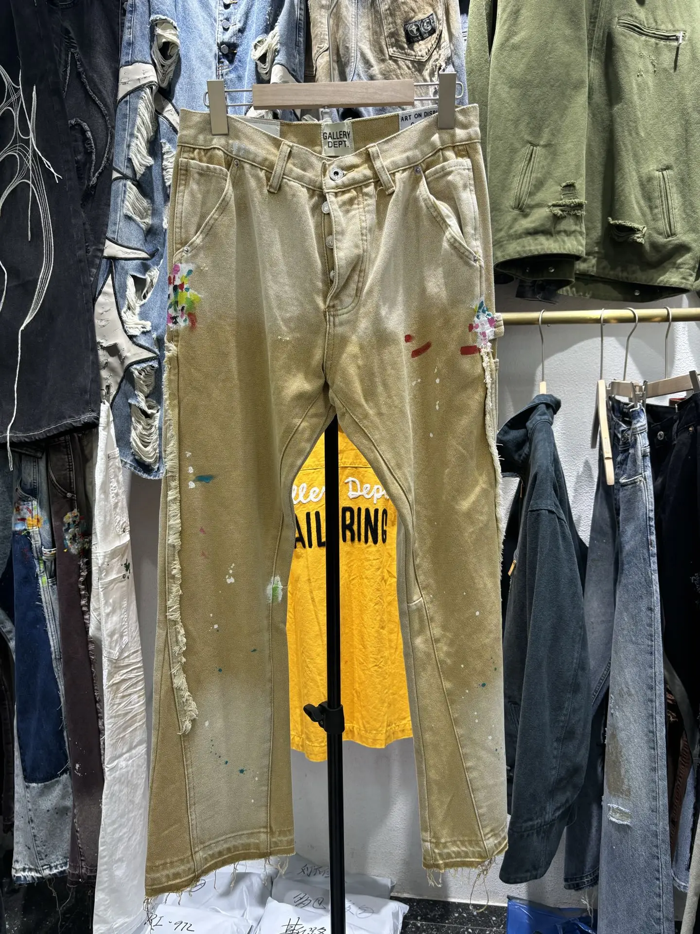 Ретро американские сращенные лоскутные джинсы с крашением Bell Bot, мужские облегающие синие джинсы, повседневные повседневные джинсы
Ретро американские сращенные лоскутные джинсы с крашением Bell Bot, мужские облегающие синие джинсы, повседневные повседневные джинсы