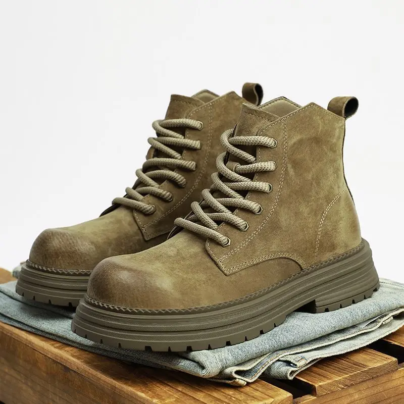 Men's new high-quality suede riding boots outdoor leisure sports boots thick soled cowhide motorcycle boots British work boots
Men's new high-quality suede riding boots outdoor leisure sports boots thick soled cowhide motorcycle boots British work boots