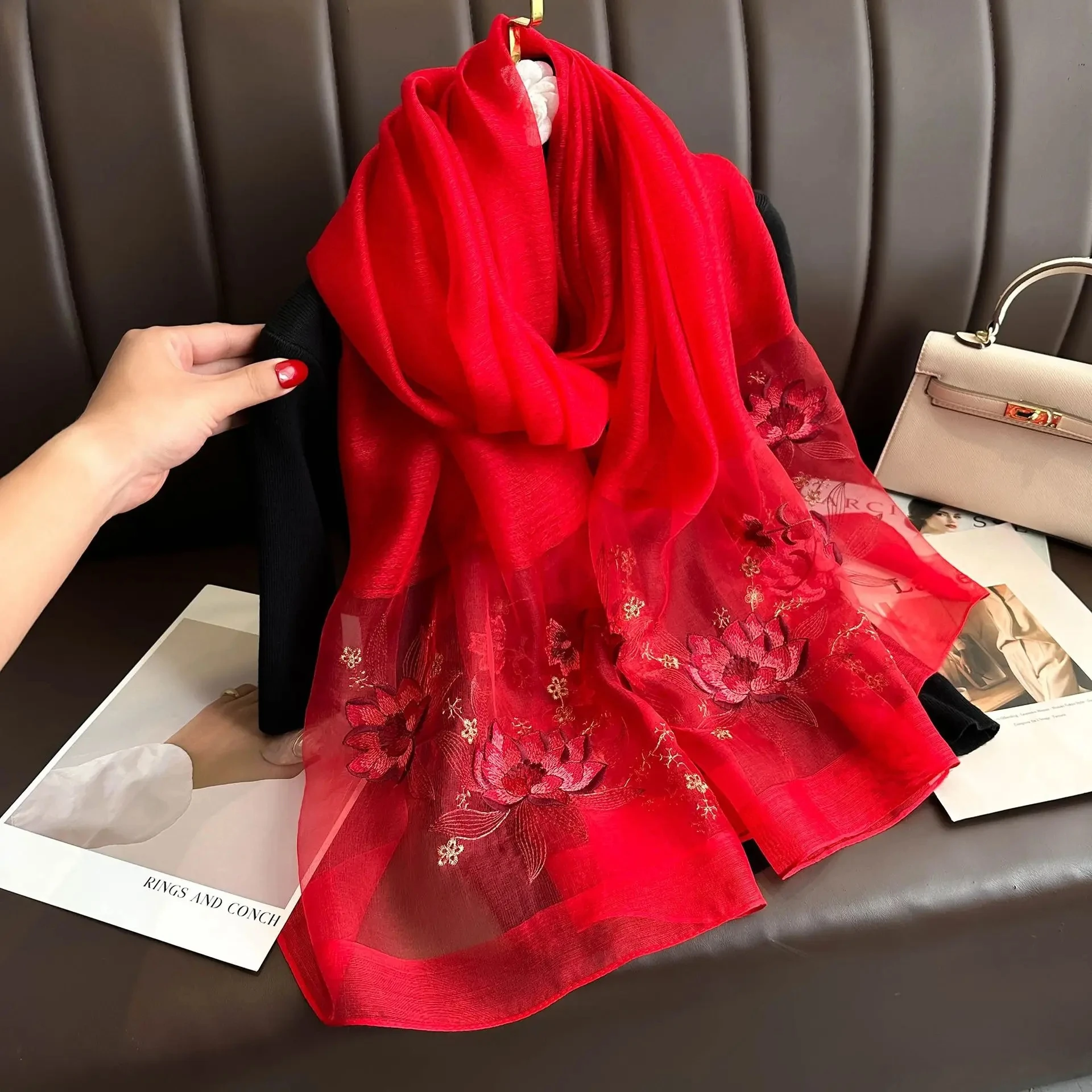 2024 Luxury Brand Solid Silk wool scarf for Women Shawls Scarves Summer Lady Hijab Winter Long Bandana Foulard Pashmina Poncho
2024 Luxury Brand Solid Silk wool scarf for Women Shawls Scarves Summer Lady Hijab Winter Long Bandana Foulard Pashmina Poncho