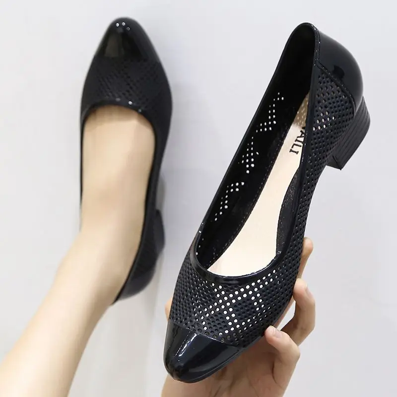 2025 New Women's Sandals Faionable Outdoor Wear Waterproof Thi Heel Slip-On oes Breathable Hollow Design Anti-Slip
2025 New Women's Sandals Faionable Outdoor Wear Waterproof Thi Heel Slip-On oes Breathable Hollow Design Anti-Slip