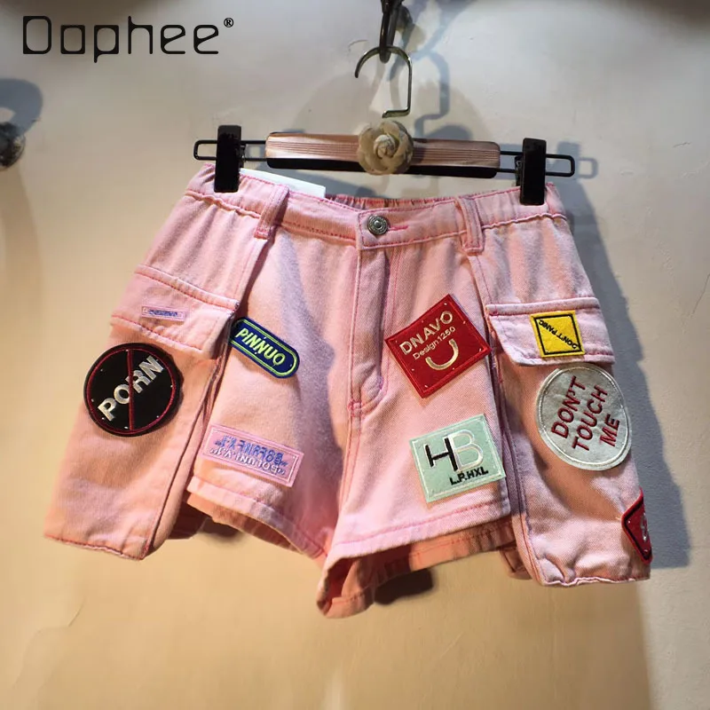 European Station Womens Shorts 2025 Summer New Embroidery Letter Logo Sticker High Waist Thin Tooling Pocket Denim Shorts Women
European Station Womens Shorts 2025 Summer New Embroidery Letter Logo Sticker High Waist Thin Tooling Pocket Denim Shorts Women