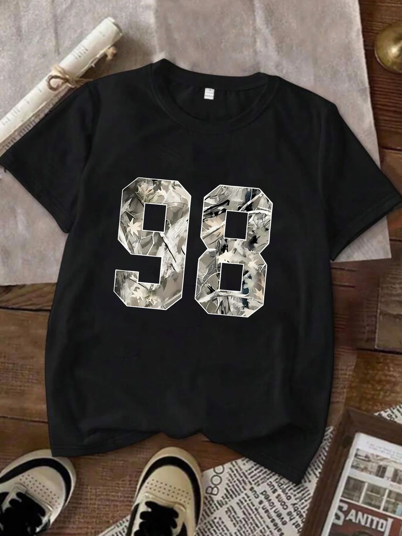 Number Plus size women's round neck short sleeve T-shirt with elastic half sleeves and trendy prints
Number Plus size women's round neck short sleeve T-shirt with elastic half sleeves and trendy prints