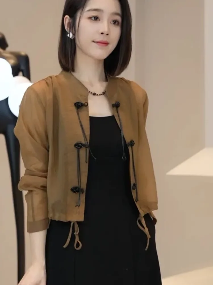 New Chinese Style Summer Fashionable Versatile Women's Sun Protection Shirt Breathable Cool Luxury High End Feeling Shorts
New Chinese Style Summer Fashionable Versatile Women's Sun Protection Shirt Breathable Cool Luxury High End Feeling Shorts