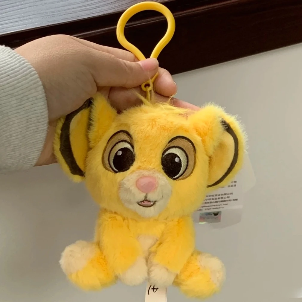 Disney's The Lion King baby Simba плюшевый кулон игрушки аниме милый автомобильный брелок модный кулон на рюкзак Kawaii подарок на день рождения
Disney's The Lion King baby Simba плюшевый кулон игрушки аниме милый автомобильный брелок модный кулон на рюкзак Kawaii подарок на день рождения