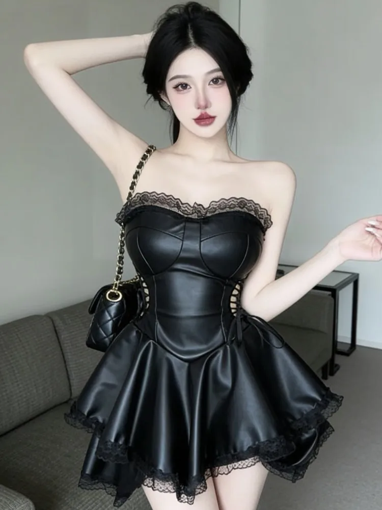 Street Style PU Leather Tube Top Sexy One Shoulder Pleated High Waist Midi Skirt Dress Spring Summer Fashion for plus Size Women
Street Style PU Leather Tube Top Sexy One Shoulder Pleated High Waist Midi Skirt Dress Spring Summer Fashion for plus Size Women