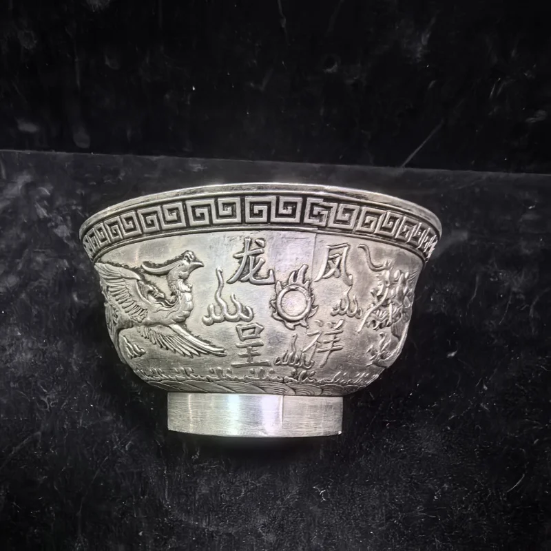 Antique Collection Ancient Relief Dragon and Phoenix Copper Bowl Home Office Decoration Solid Silver Plated B
Antique Collection Ancient Relief Dragon and Phoenix Copper Bowl Home Office Decoration Solid Silver Plated B