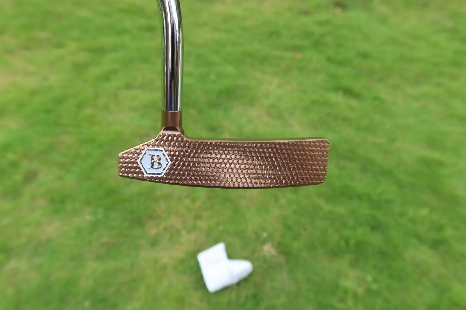 2025 New Left Golf trainer Queen B 6 left golf putter 32/33/34/35/36 Inch Steel Shaft With Head Cover
2025 New Left Golf trainer Queen B 6 left golf putter 32/33/34/35/36 Inch Steel Shaft With Head Cover