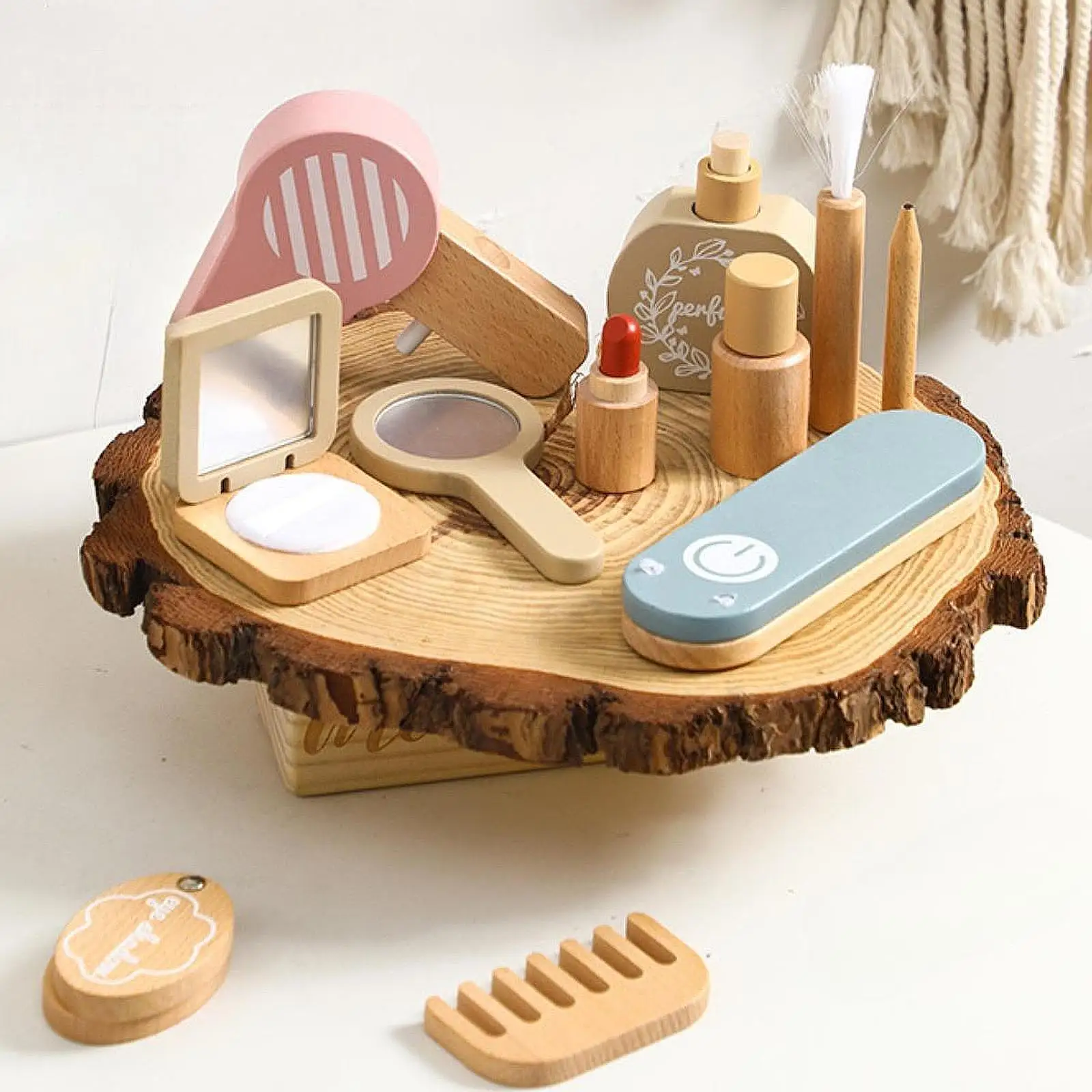 Wooden Girls Makeup Kit Birthday Gift Makeup Set for Toddler Girls Princess
Wooden Girls Makeup Kit Birthday Gift Makeup Set for Toddler Girls Princess