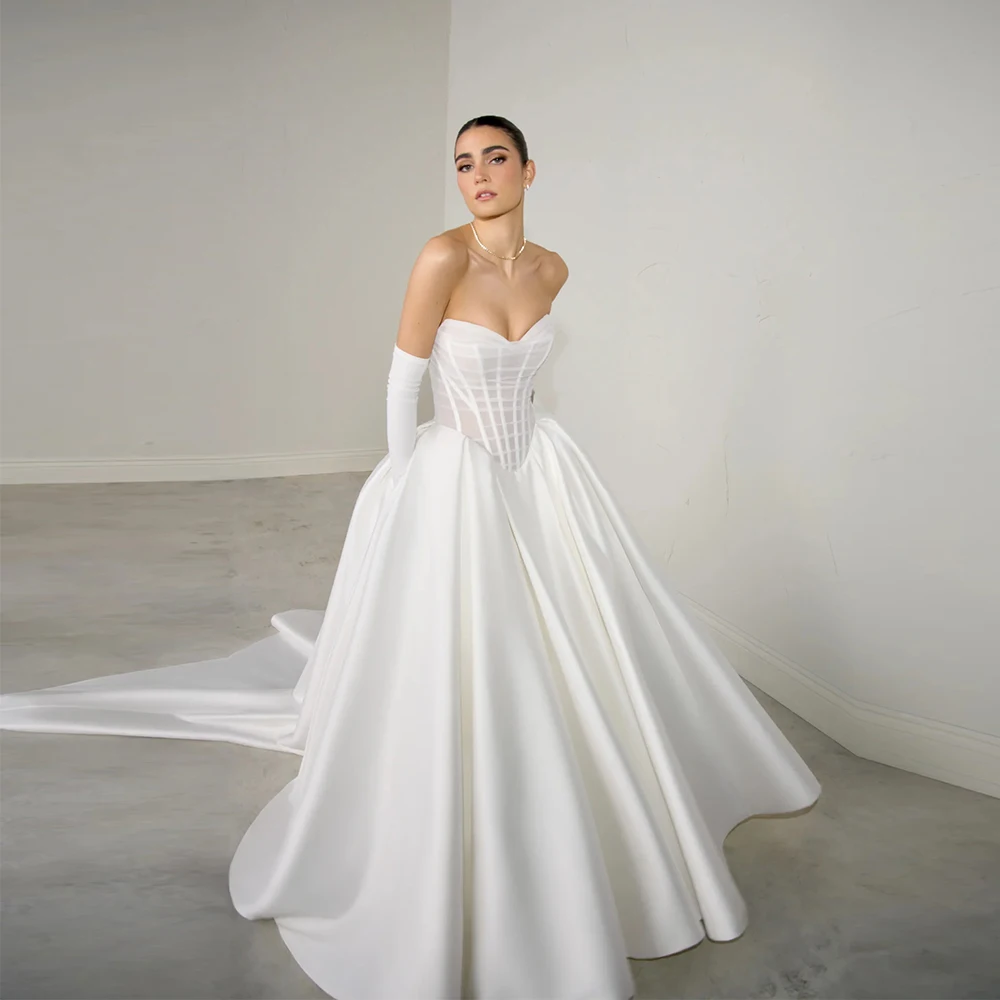 Women Bridal Grown Sweetheart Tulle A-Line Wedding Dresses Princess Wedding Gowns Bridal Prom Dress Customized Rode De Morrie
Women Bridal Grown Sweetheart Tulle A-Line Wedding Dresses Princess Wedding Gowns Bridal Prom Dress Customized Rode De Morrie