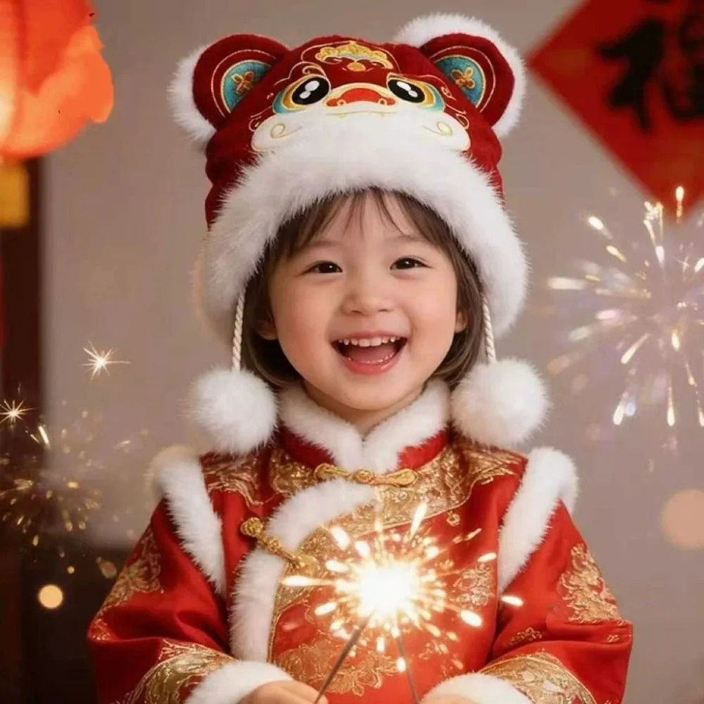 Наушники, детская шапка для танца льва, утолщенная милая новогодняя красная шапка, мягкая зимняя теплая шапка в китайском стиле, год лошади
Наушники, детская шапка для танца льва, утолщенная милая новогодняя красная шапка, мягкая зимняя теплая шапка в китайском стиле, год лошади